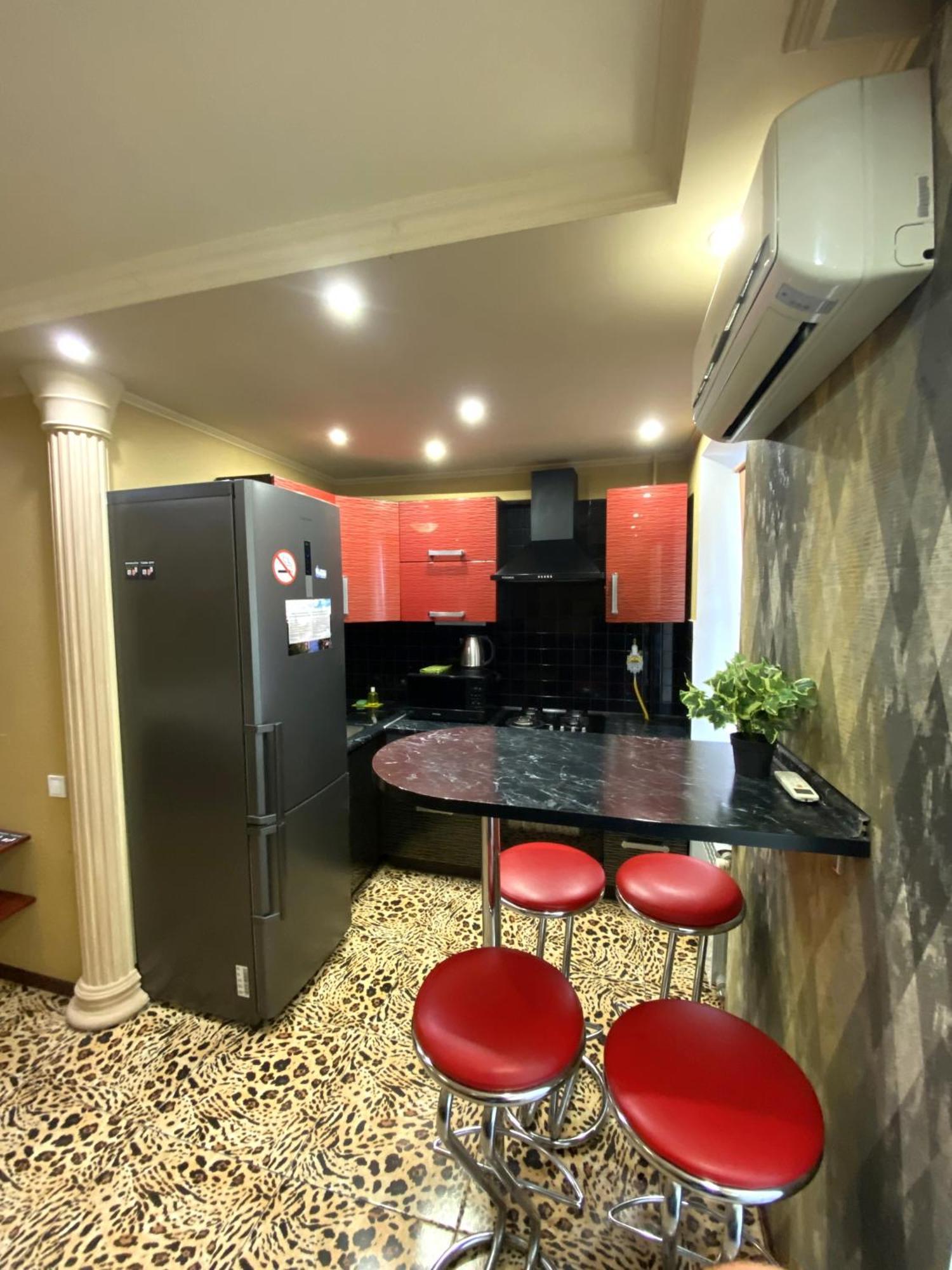 Inn Home Apartments - Pechersk Area Kiew Exterior foto
