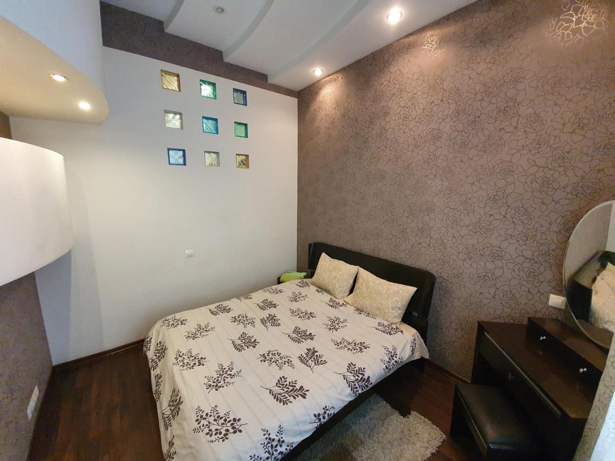 Inn Home Apartments - Pechersk Area Kiew Exterior foto